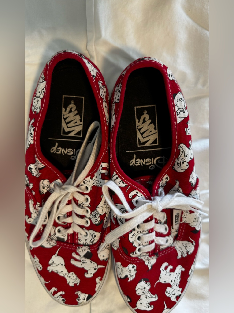 Vans x Disney 101 Dalmatians Red Authentic Sneakers Women’s 8.5 Rare